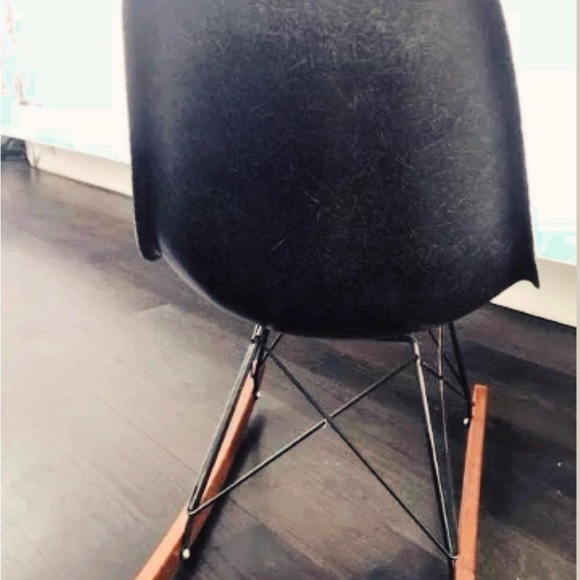 Eames Herman miller vintage rocking chair. - Picture 3 of 4